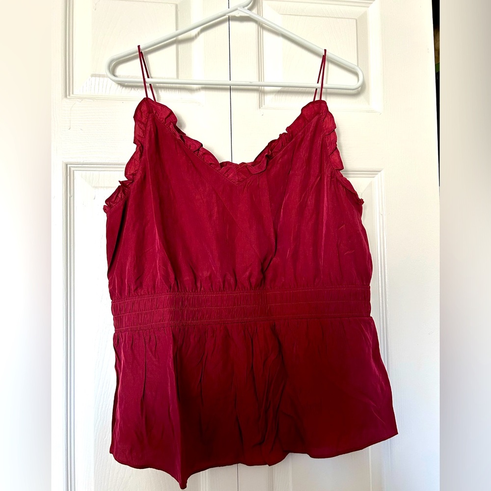 Express L burgundy tank blouse ruffle